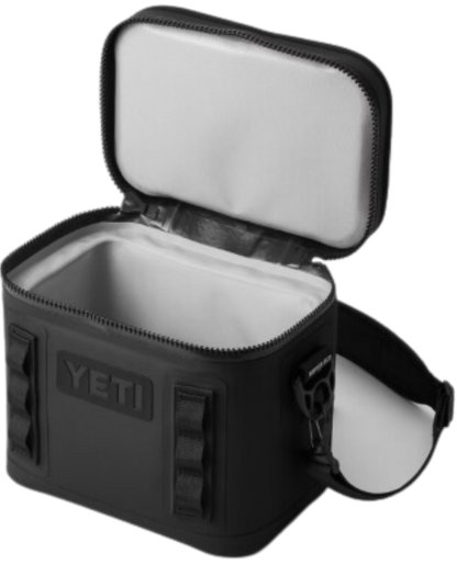 YETI 8 Soft Cooler